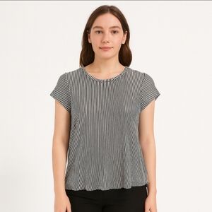 Retrology Black Seersucker Hi-lo Striped Stretchy Casual Sz Med